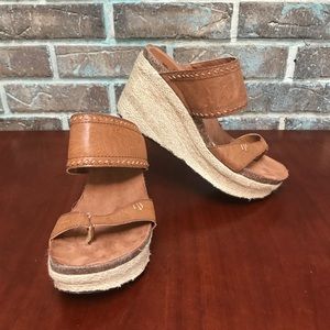 Ruff hewn Wedge Sandal Women’s 9